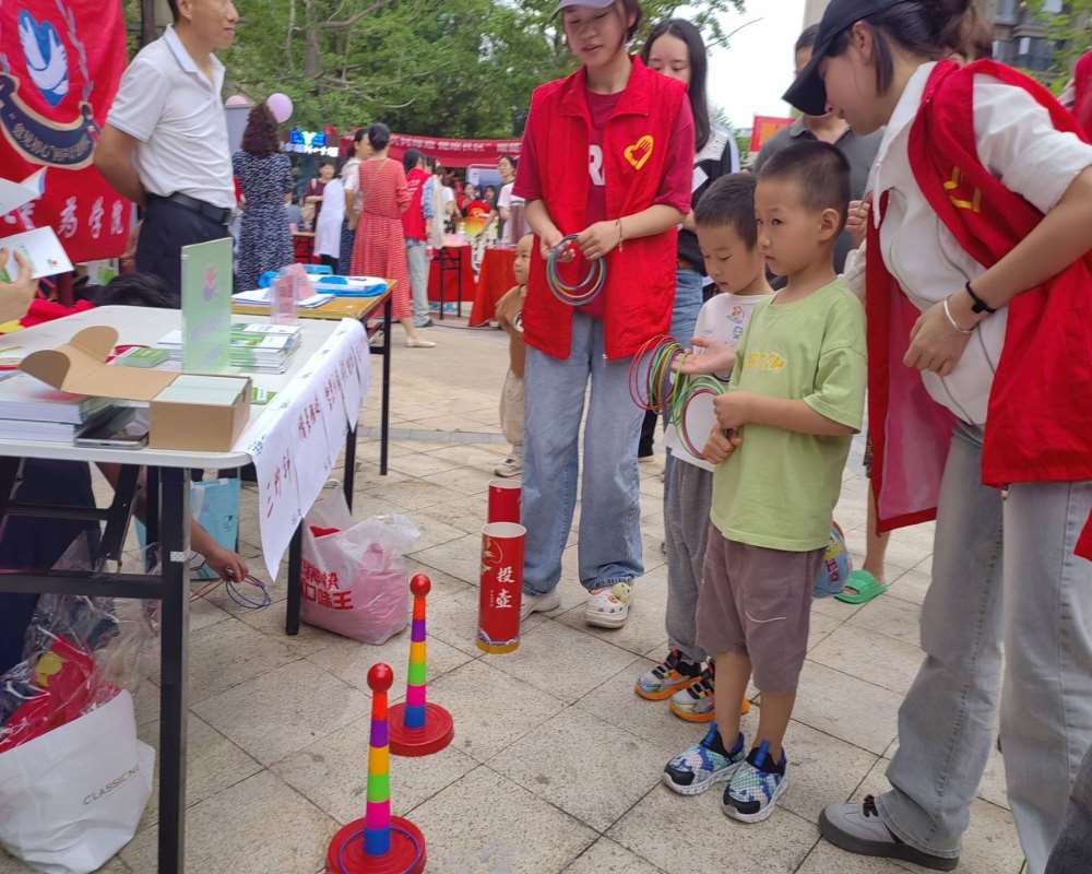 科普心理知識，走進社區