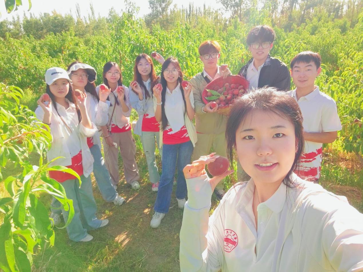 “探秘農產品種植，助力鄉村產業發展”  ——《青禾逐光實踐團》