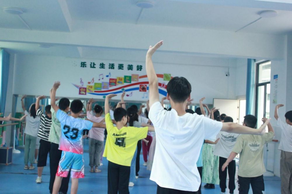 運(yùn)動(dòng)奏響生命，安全重于泰山|2024年七彩假期“雛鷹計(jì)劃”社會(huì)實(shí)踐隊(duì)愛心暑期托管班第六天