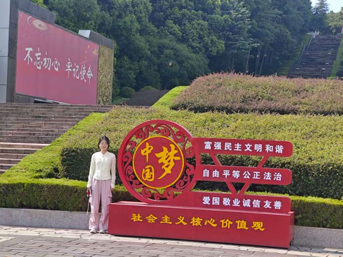 緬懷先烈憶初心，賡續精神向未來