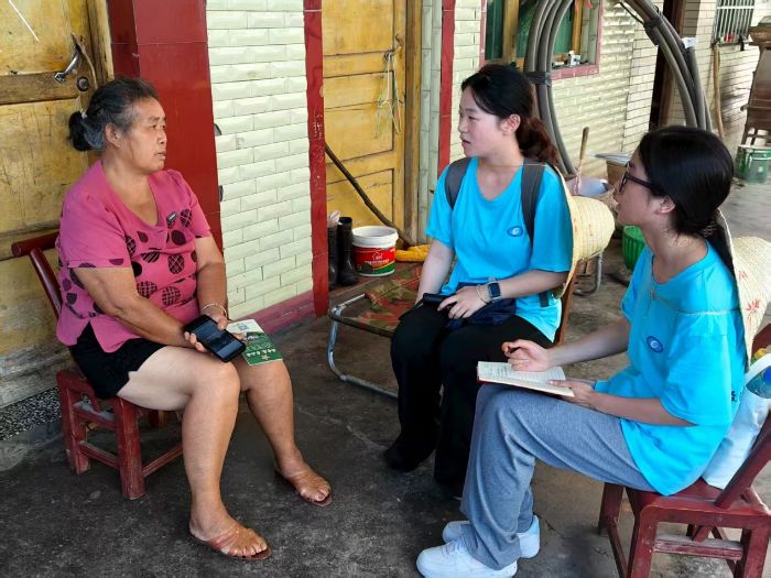 湖南財院“經(jīng)天緯地”筑夢團深入馬王溪村，調(diào)研農(nóng)業(yè)為振興添智