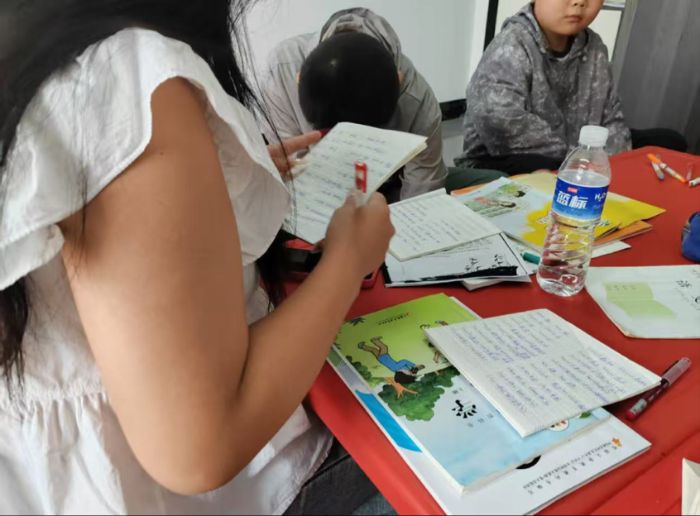 從畫布到心田：藝術志愿服務的溫暖傳遞