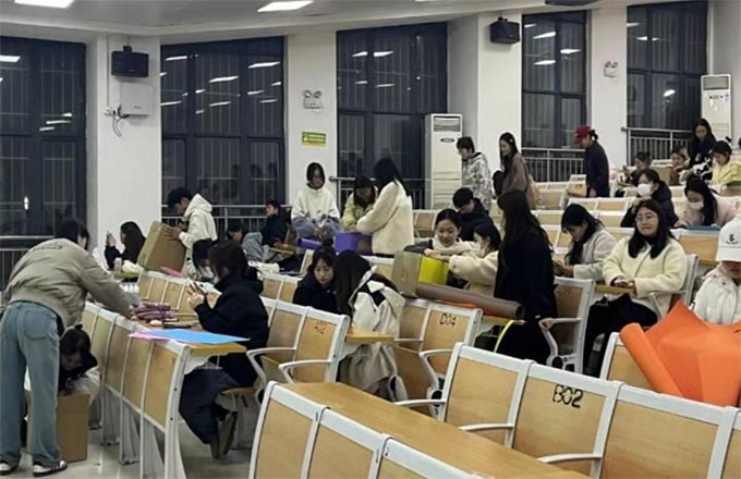 新鄉醫學院三全學院羲和書院 “獻出‘羲和’愛心，幫助動物過冬”成功舉辦