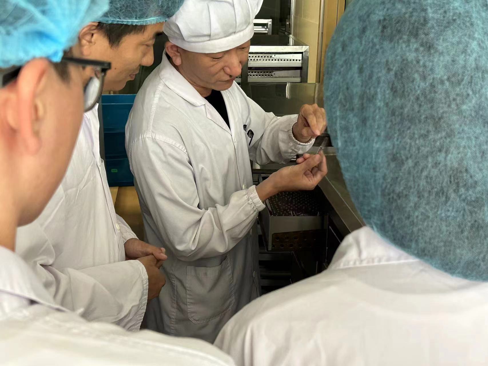 科技賦能化整為“苓”，探索低分子藥物肝素鈉！