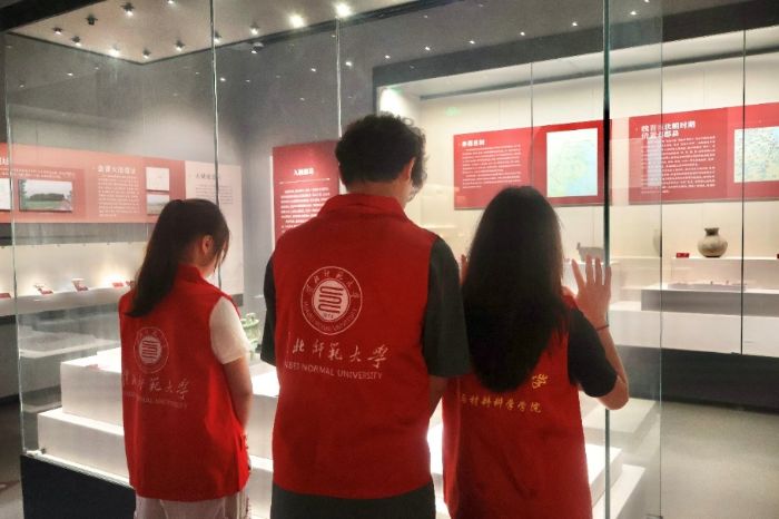 淮師學(xué)子赴巢州探文化遺跡傳紅色精神