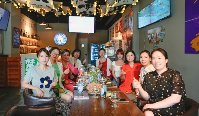 大連外國語大學東北玫瑰叁語堂團隊 解碼女性故事傳遞共產黨人精神