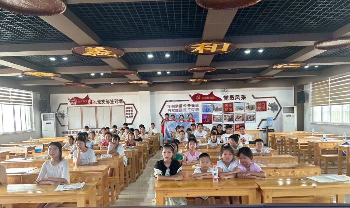 一堂點亮鄉村孩子科技夢想的AI啟蒙課 ?