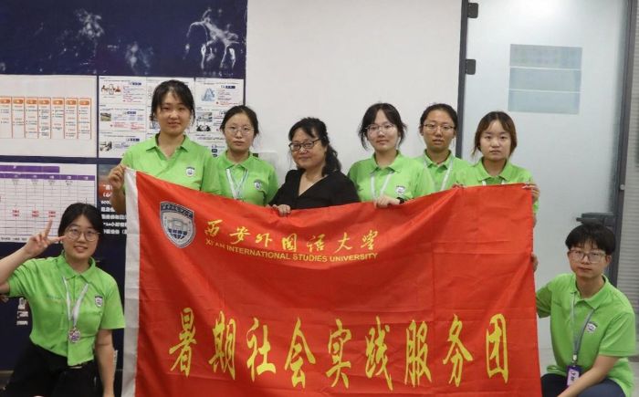 泥土里開出文學的花：姜蘭芳老師創作談