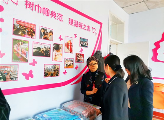 匠心獨運，織就華章：探訪氏鴻葉旗袍工作室的古典之美