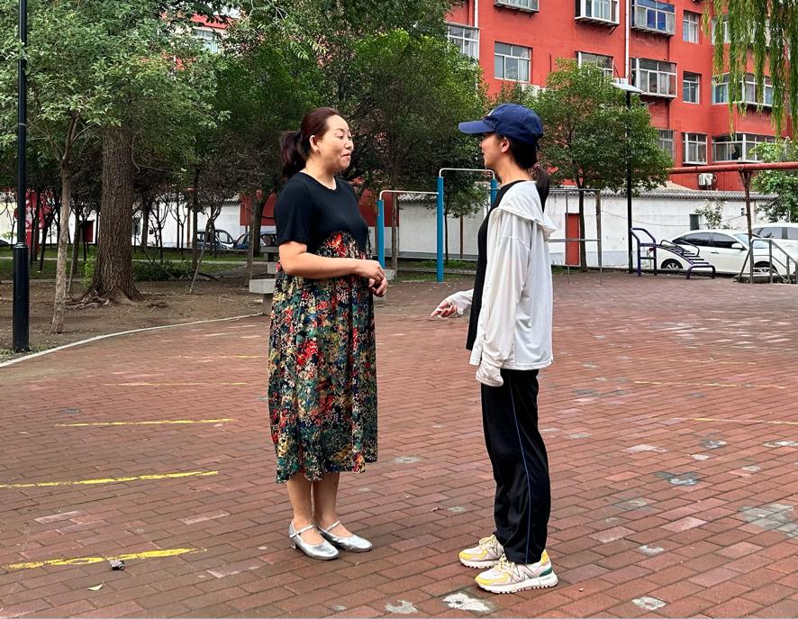 曲阜師范大學翻譯學院“譯”見秧歌實踐隊前往柳泉生活區進行社區宣講