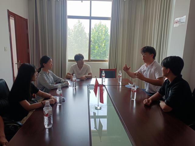 守護童心，同長大:巢湖學院學子為同大鎮兒童帶來多彩暑期課堂