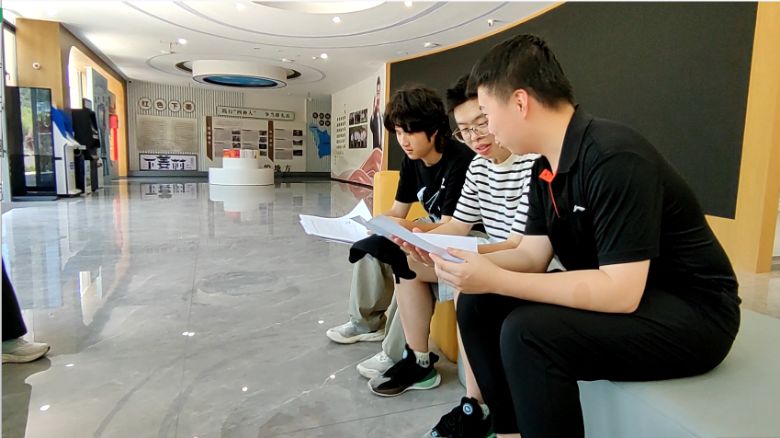 梔子花開富農家——浙江農林大學“藏花梔萃”暑期社會實踐團調研下姜村梔子產業發展紀實