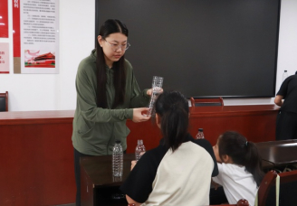 中國計量大學(xué)2025“微光致遠”實踐第十三天——微光寸晷，衡度童心