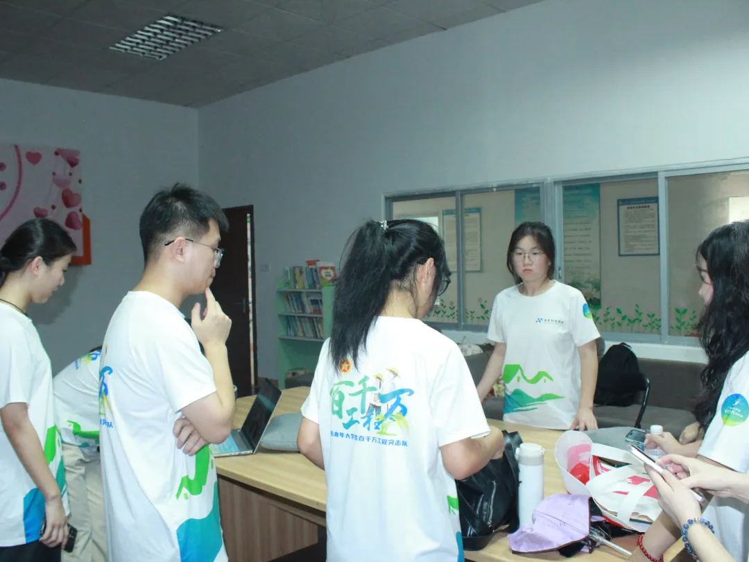 廣東科技學院赴東莞萬江“啟夢童行”|三下鄉：官橋滘社區開啟童真之旅