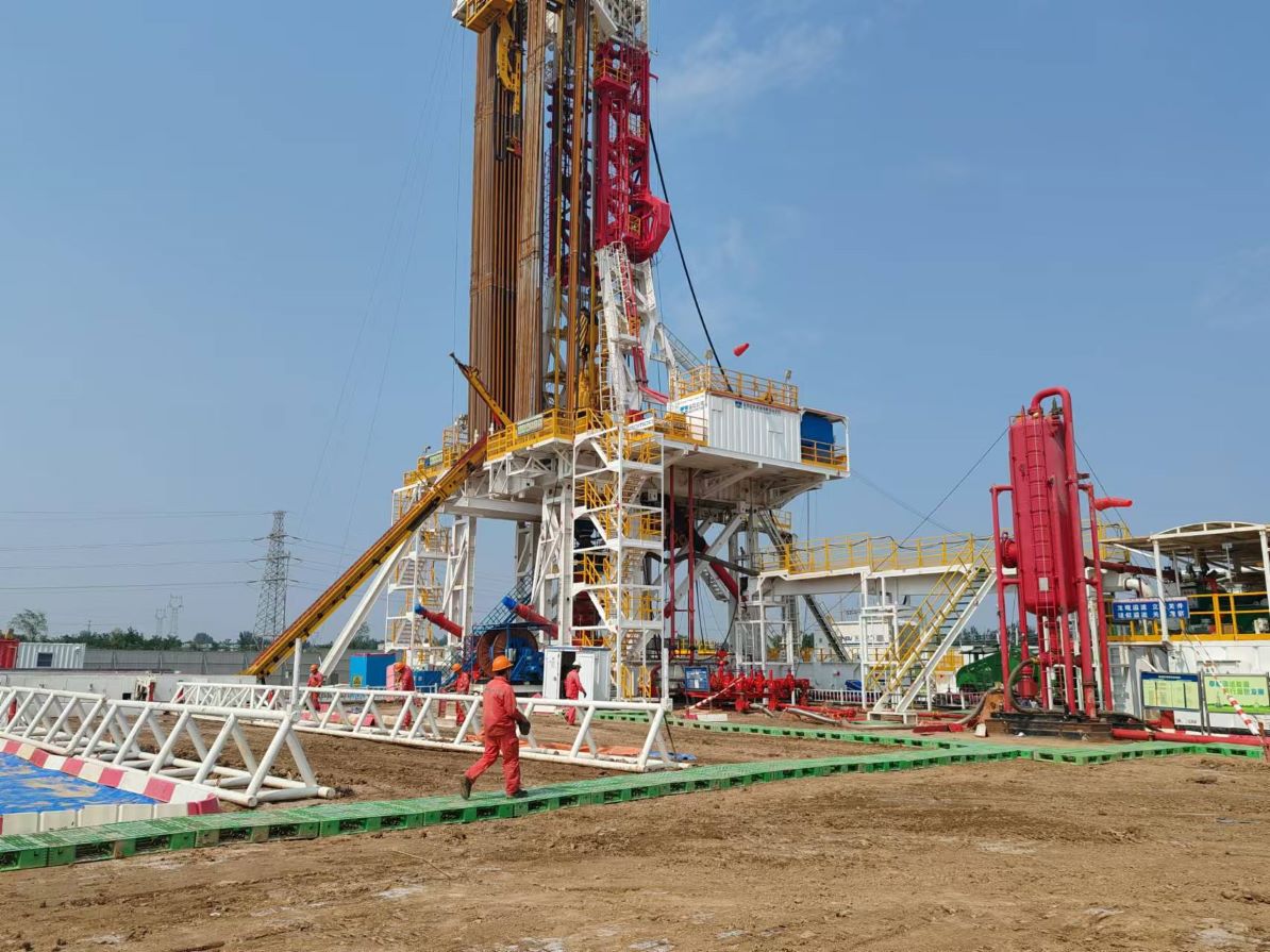 了解石油工業(yè)現(xiàn)狀