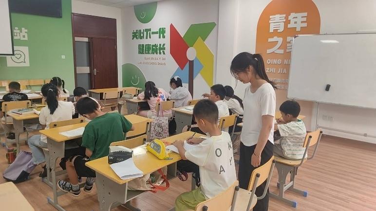 青春力量賦能成長  愛與知識點亮童年