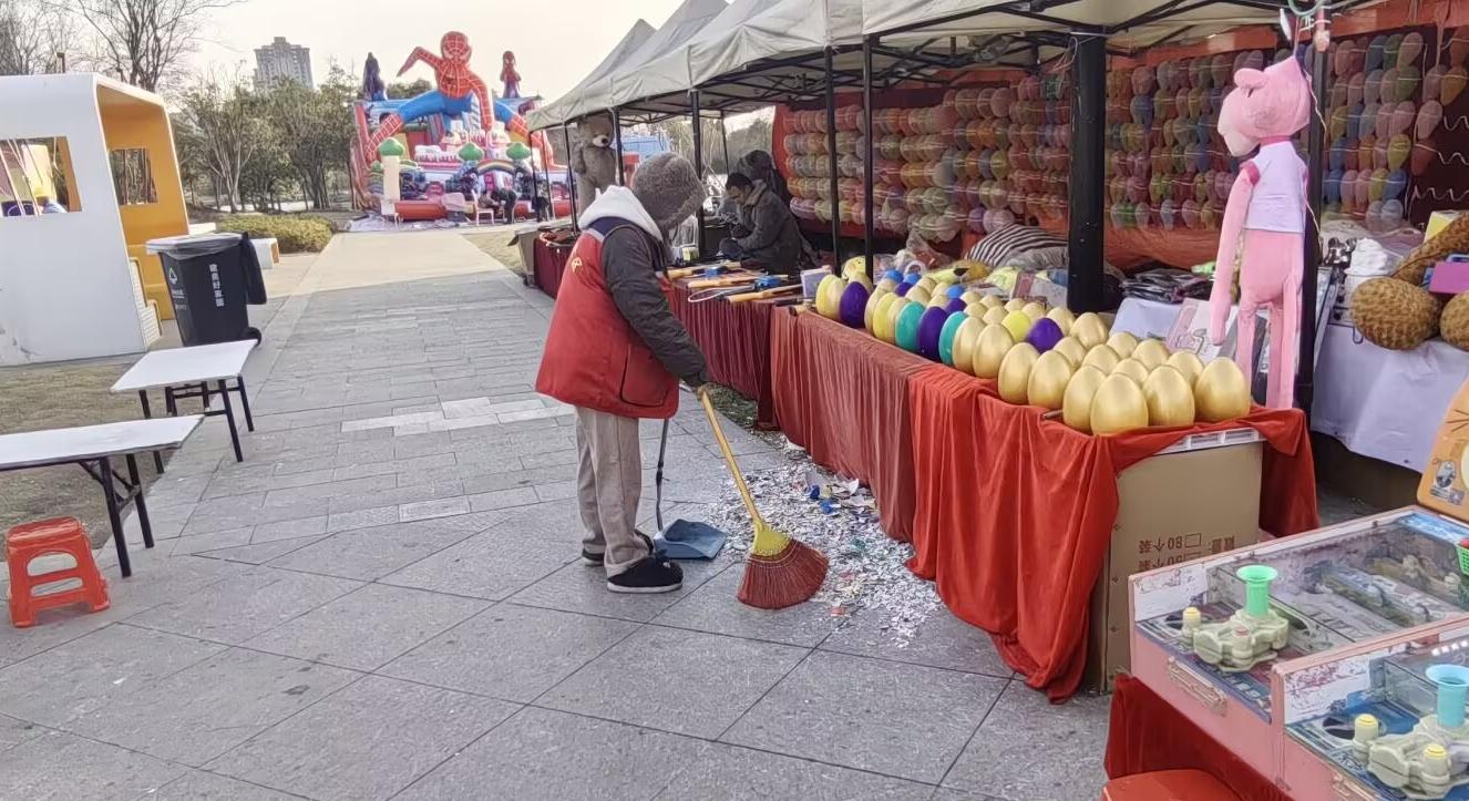 寒冬暖意：大學生志愿者助力家鄉文旅發展