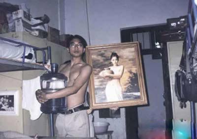 大學生奇葩的模仿自畫像