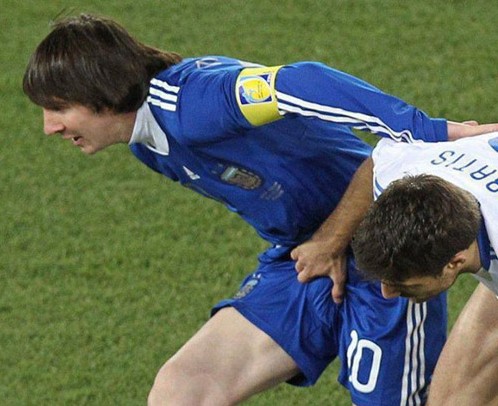 搞笑足球之足球場上竟然還會出現猥瑣的精彩瞬間