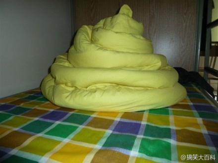大學生寢室里的被子，笑死人不償命