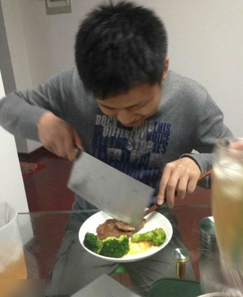 大學生屌絲吃牛排，就是這么奇葩呀