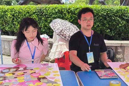 來跟科科一起看撕“標簽”心理互動游戲吧