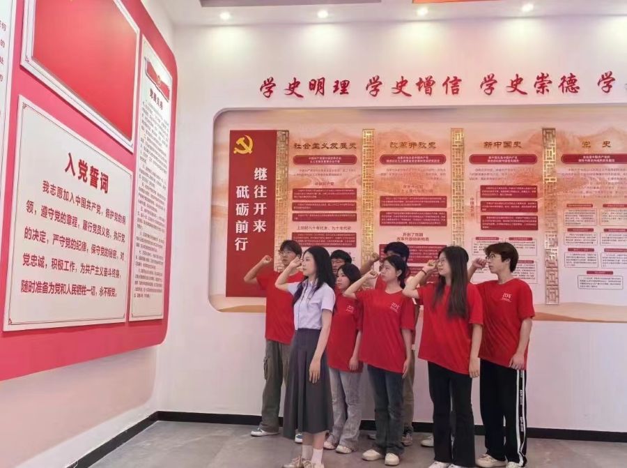 豫北醫學院赴信陽暑期社會實踐團：傳承紅色基因，弘揚革命精神