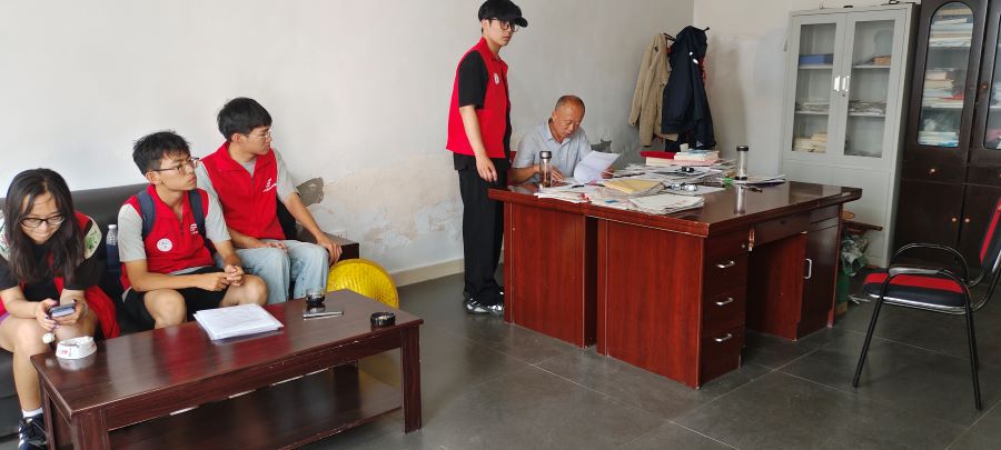 走鄉(xiāng)訪農(nóng)之源東村——青鳥聯(lián)農(nóng)實踐團深入調(diào)研獼猴桃種植困境