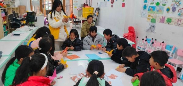 貴州鄉村教育新篇章：大學生社會實踐活動點亮希望之光