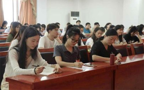 厲兵秣馬，揚帆起航 我院順利召開新學期全體班團及部長座談會