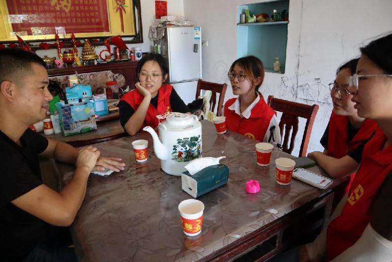 杭州師范大學：仁風拂面暖，愛意滿人間