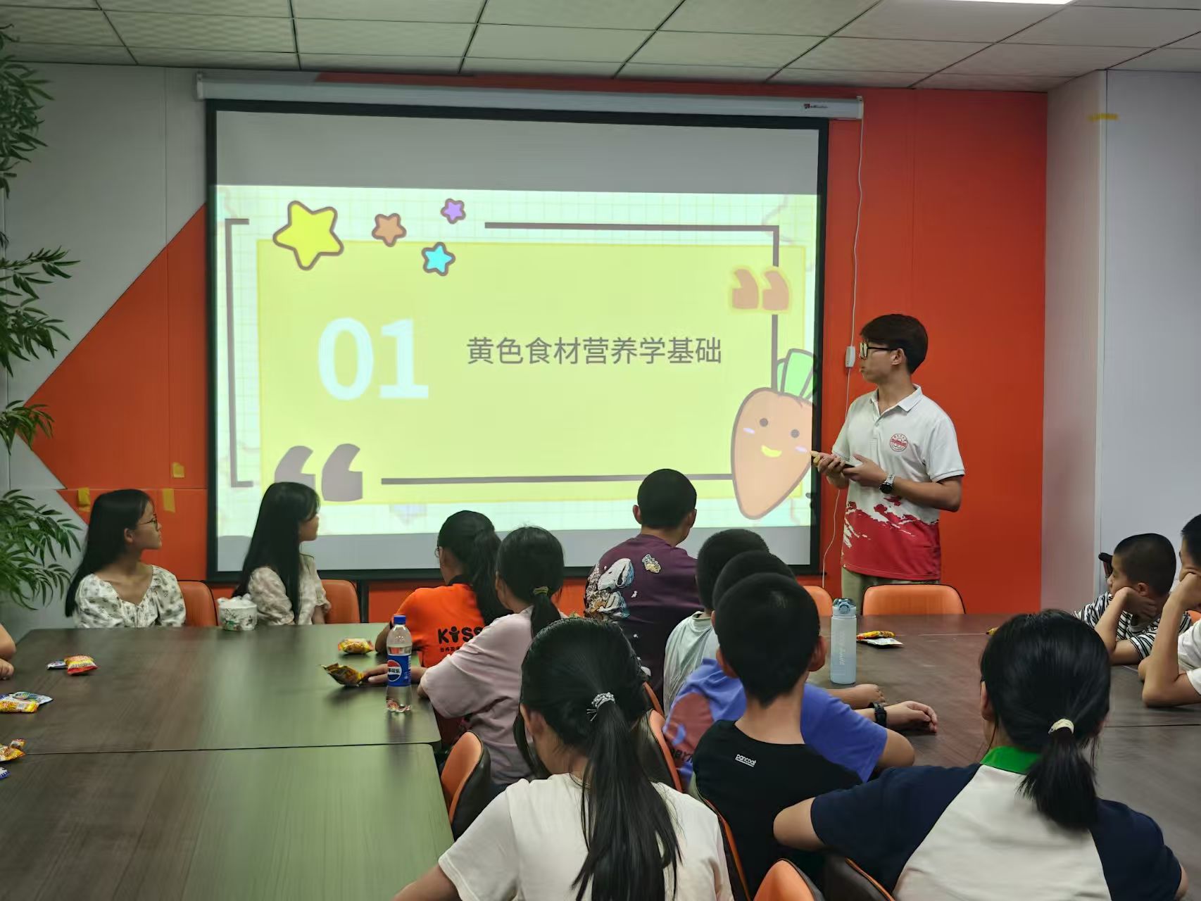 點“食”成金：塔大實踐團以黃色食材解鎖脾胃養護新智慧