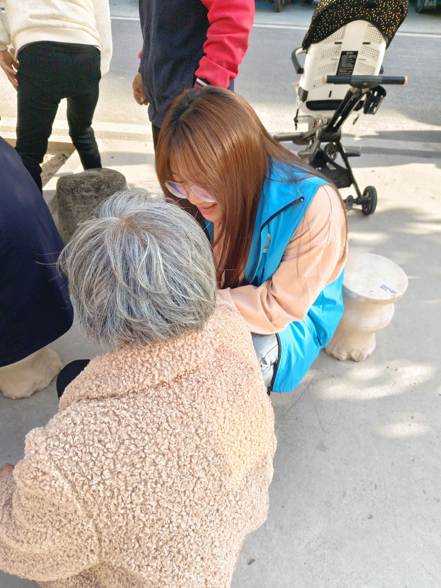 大學生三下鄉：衛生服務點亮鄉村健康之光