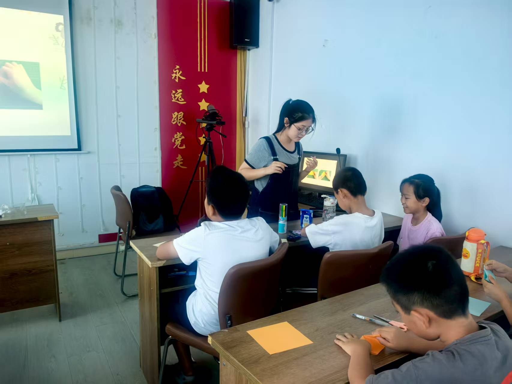 巧手折萬物，童心筑星夢