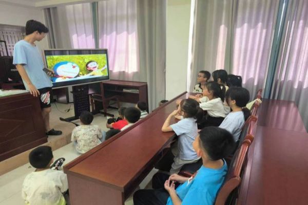 暑期社會(huì)實(shí)踐：青春健康同伴社開展有關(guān)于“如何交友”的同伴教育活動(dòng)