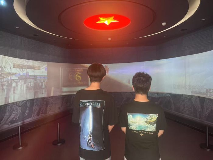 二七紀(jì)念館研學(xué)：探尋紅色印記，傳承“二七精神”