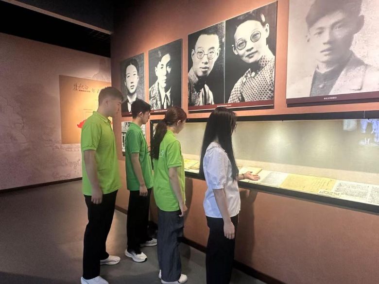 追尋領袖足跡，體悟偉大變革