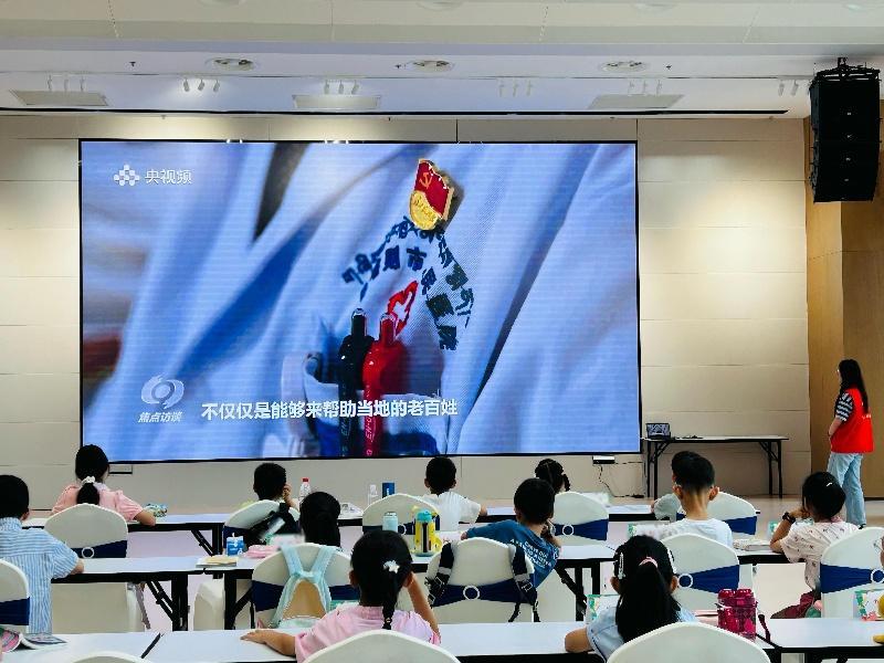 晨光啟智，笑語學趣