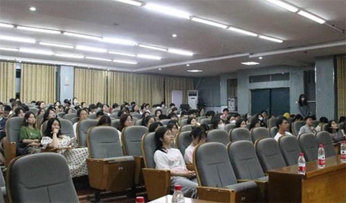 人力資源管理專業考研與就業經驗分享會順利舉辦