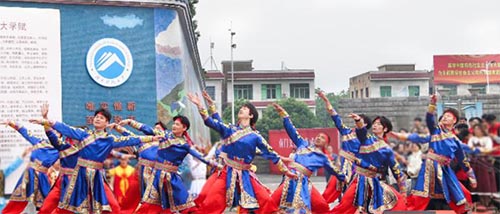 湖科大南門文化墻落成儀式順利舉行