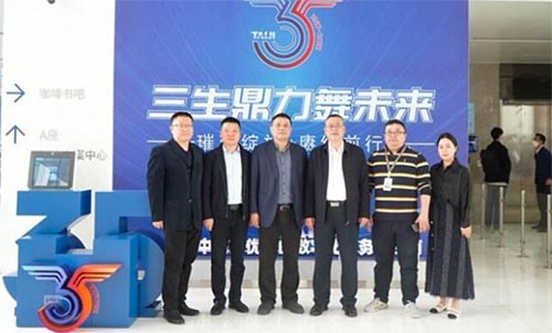 何福林帶隊赴北京訪企拓崗